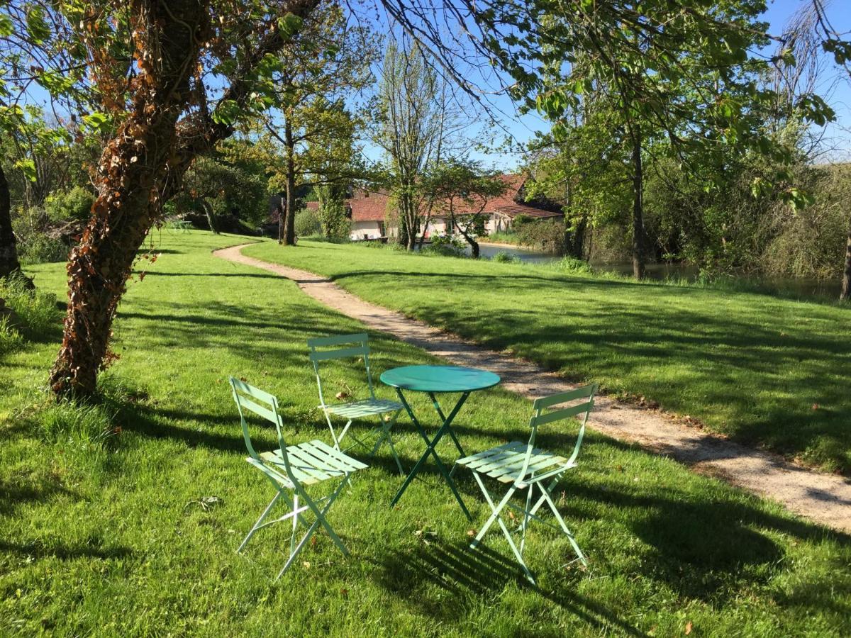 Ancien Moulin Creancey Bed & Breakfast Exterior foto